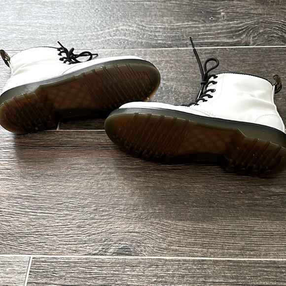 Doc Marten Boots - Picture 5 of 6